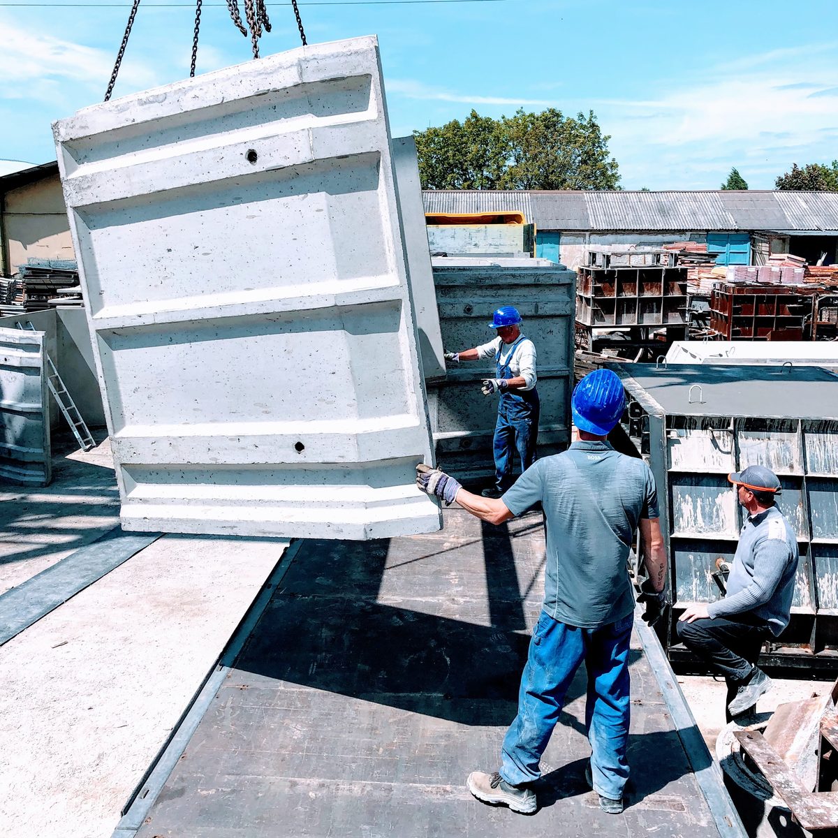 KV Kft. előregyártott vasbeton elem